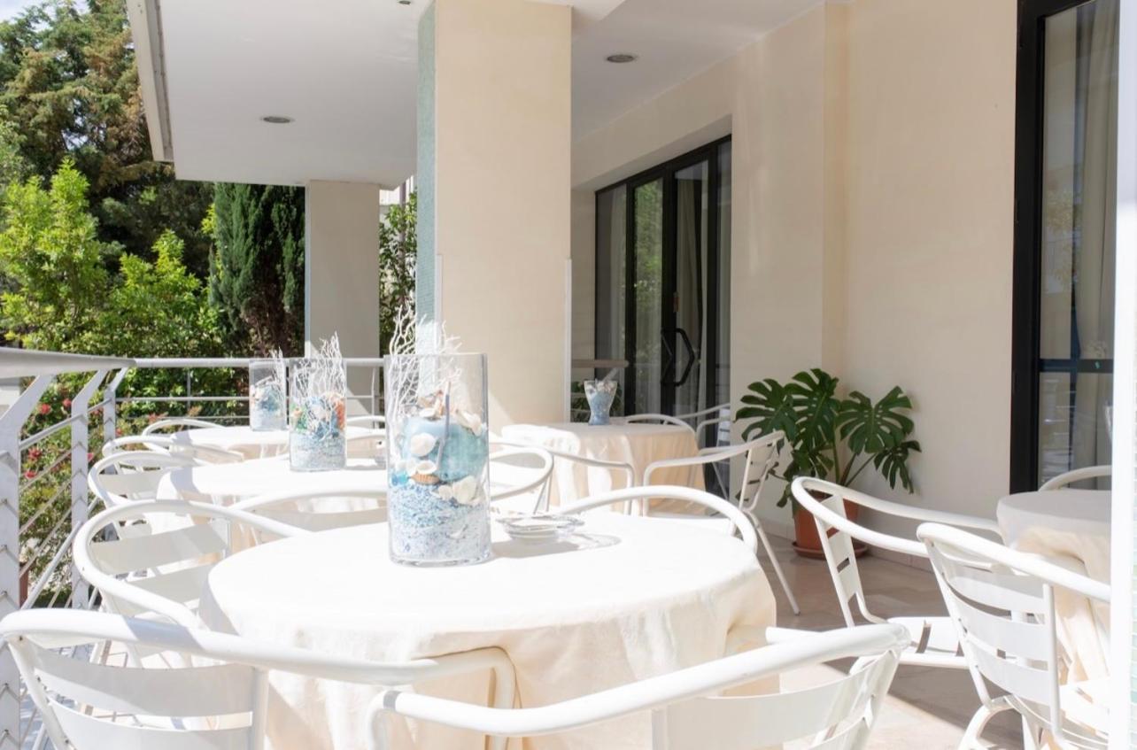 Hotel Miro Каттолика Экстерьер фото