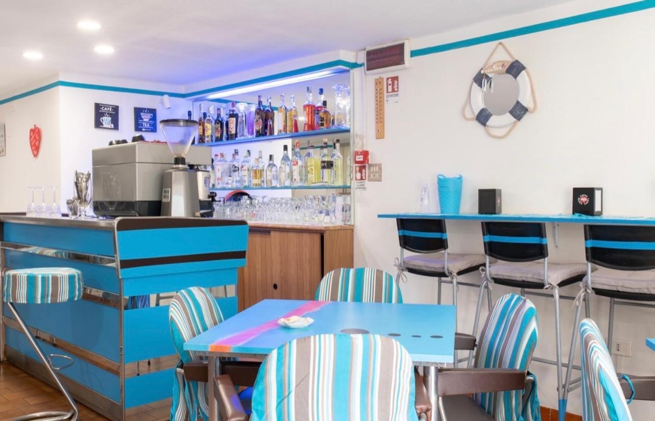 Hotel Miro Каттолика Экстерьер фото